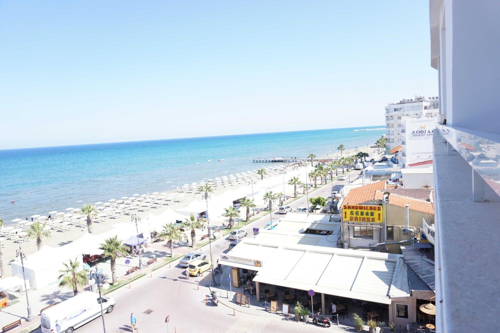 Lazuli Sea View Beachfront Ap 21 Larnaca Buitenkant foto
