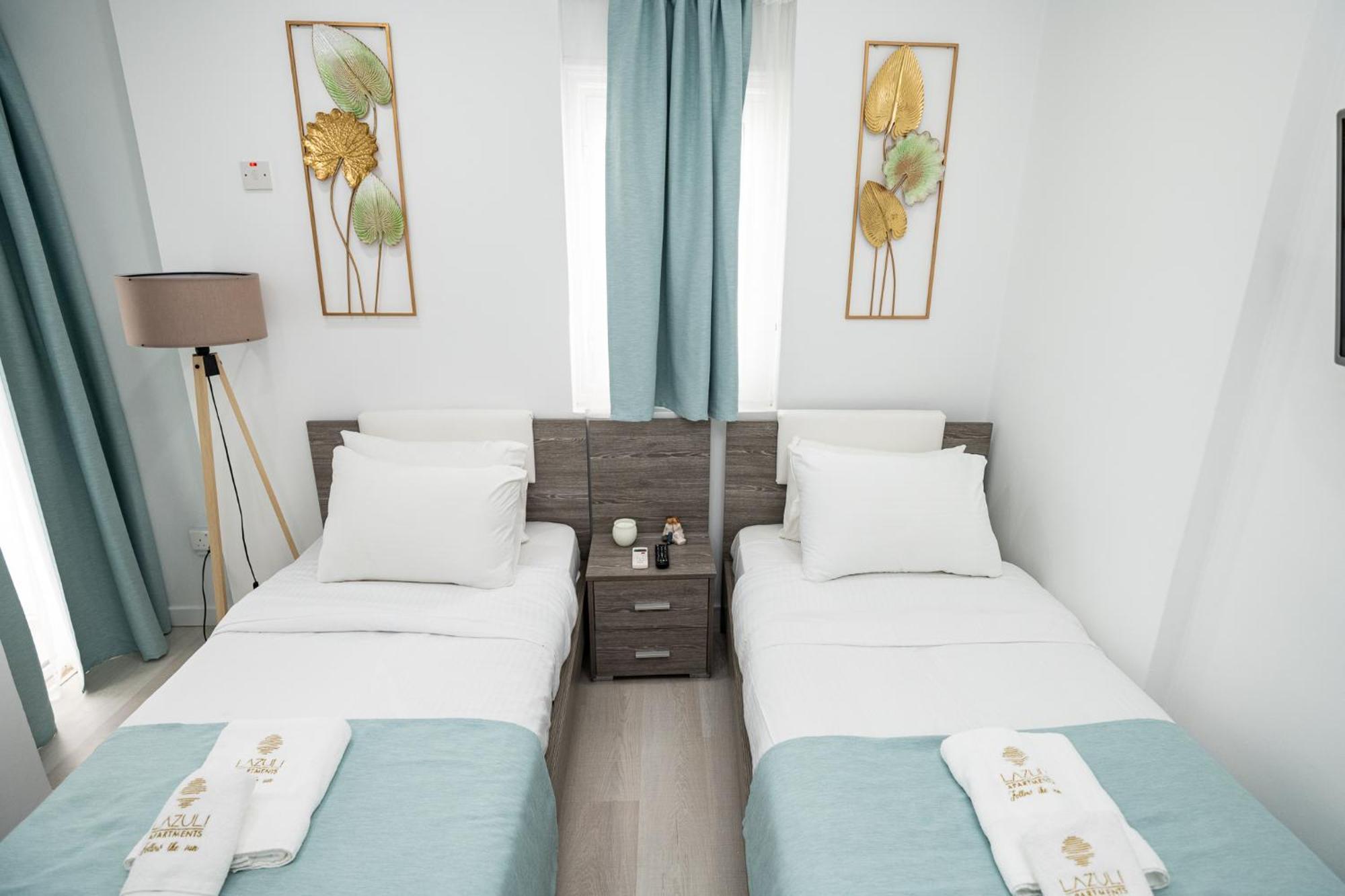 Lazuli Sea View Beachfront Ap 21 Larnaca Buitenkant foto