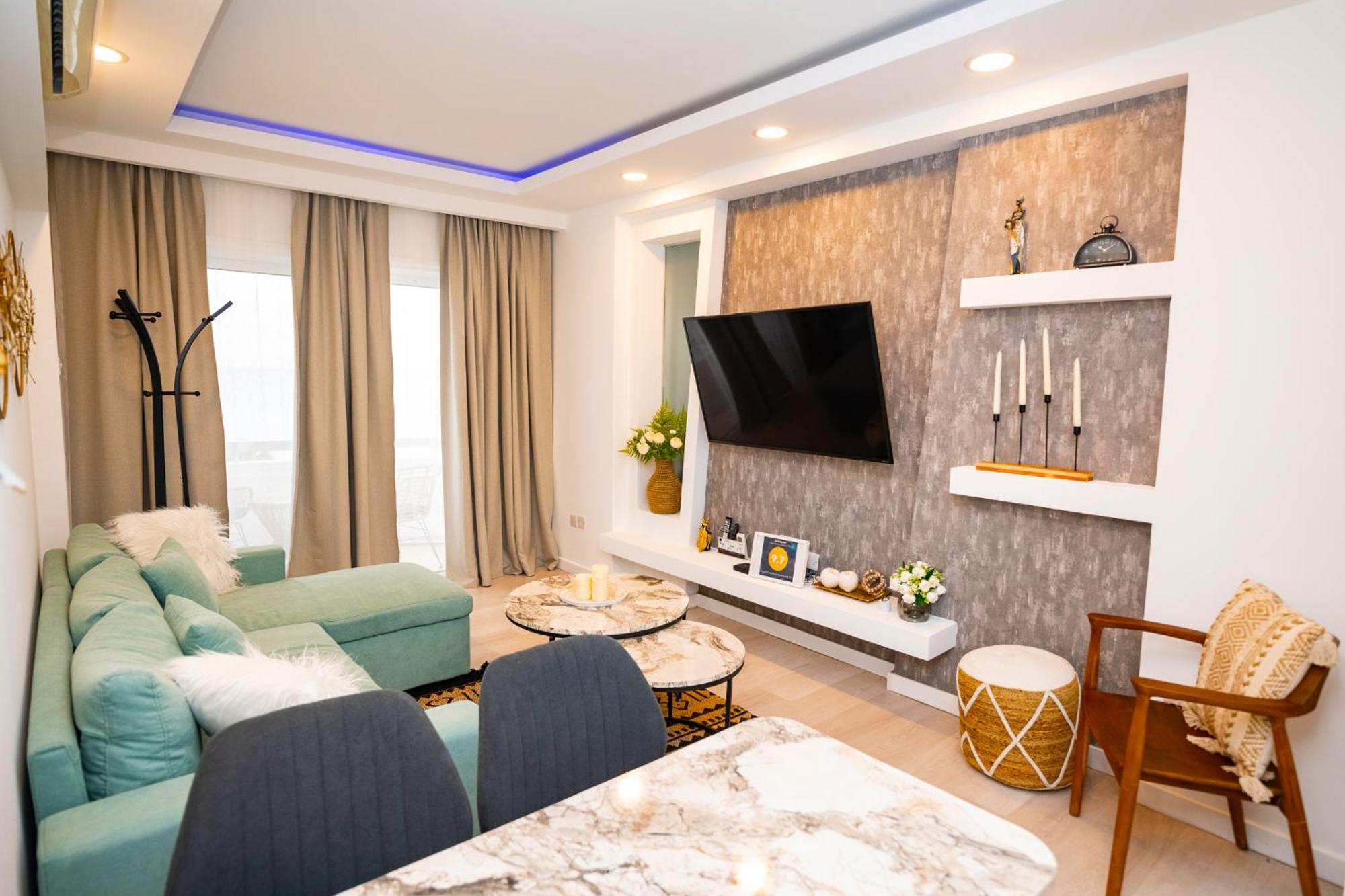 Lazuli Sea View Beachfront Ap 21 Larnaca Buitenkant foto